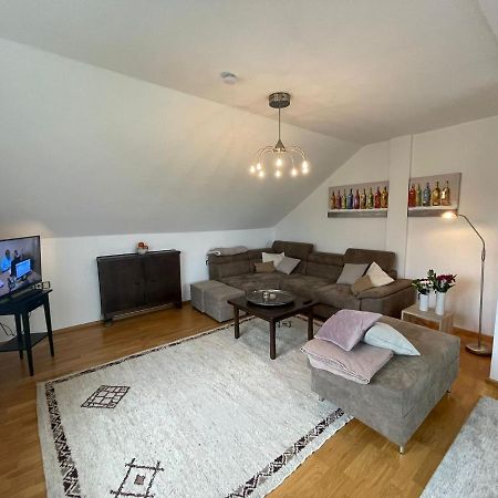 Grosszuegige Ferienwohnung Am Stadtrand Von 富尔达 外观 照片