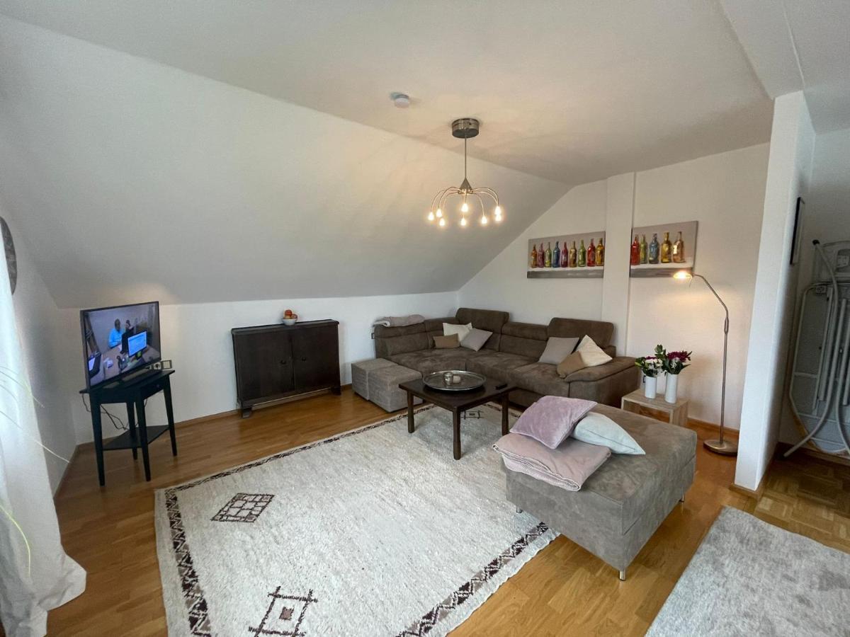 Grosszuegige Ferienwohnung Am Stadtrand Von 富尔达 外观 照片