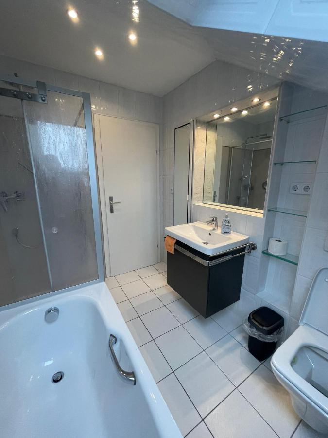 Grosszuegige Ferienwohnung Am Stadtrand Von 富尔达 外观 照片